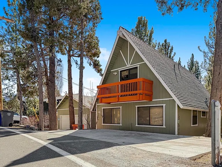 WHAT SHOULD YOU LOOK FOR WHEN BUYING A VACATION RENTAL IN BIG BEAR LAKE?