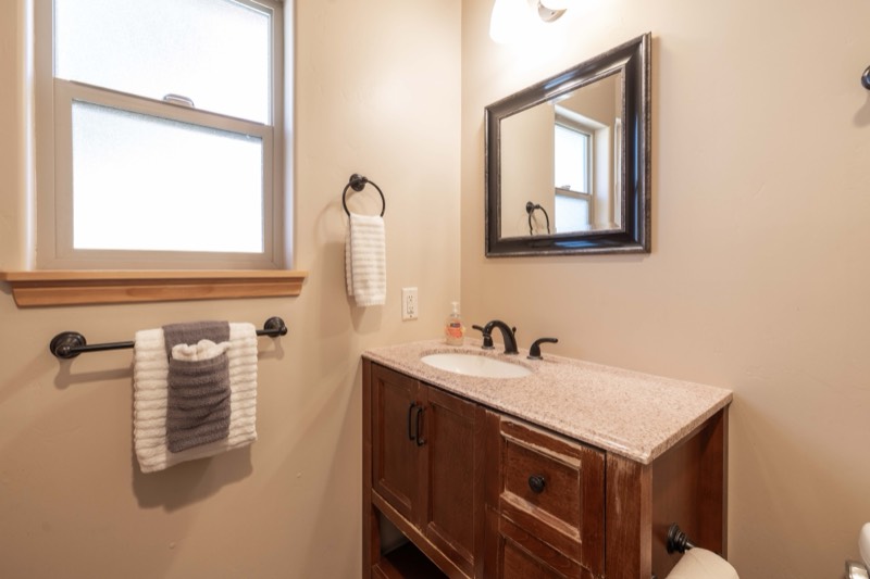 Full bathroom